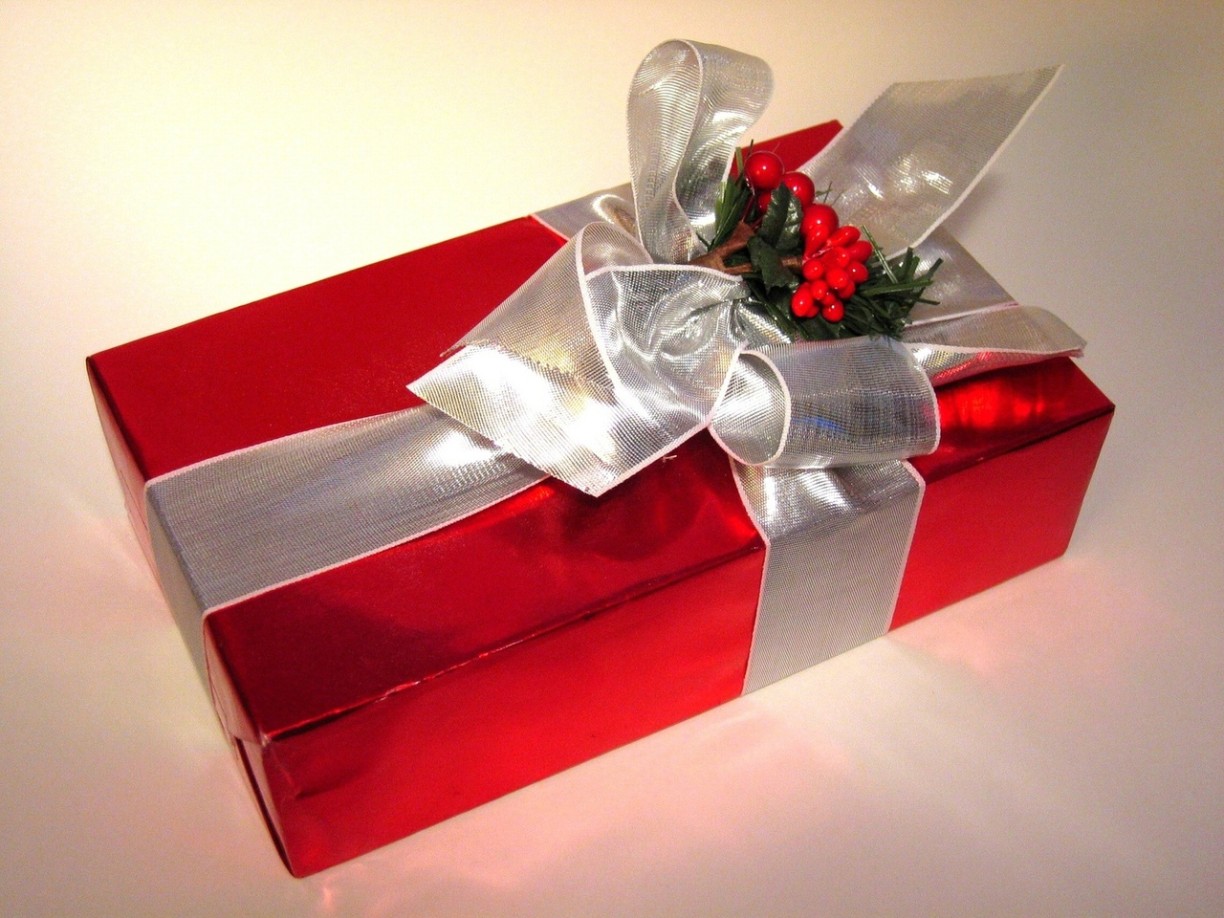 christmas-present-1-1257422-1280x960